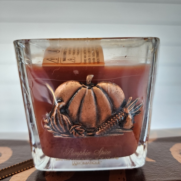 Pumpkin spice cube candle - Picture 6 of 8